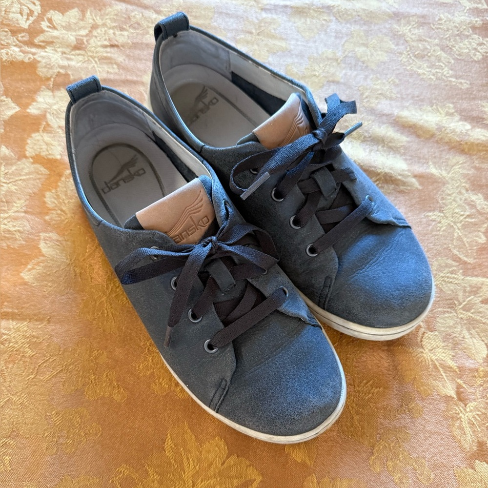Dansko Black Women's Ranae Sneakers Sz 38